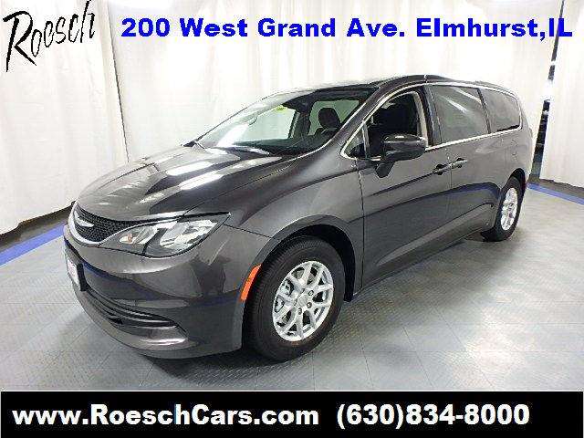 2017 Chrysler Pacifica Touring 4dr Mini-Van